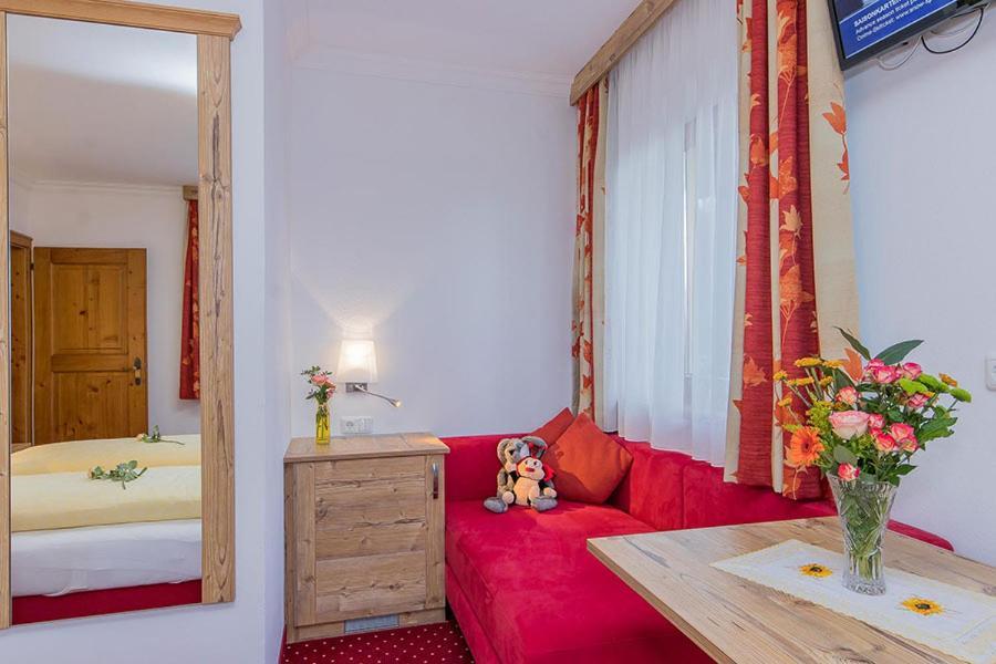 Hotel - Pension Oetzmooshof ซังค์โยฮันน์อิมพองเกา ภายนอก รูปภาพ